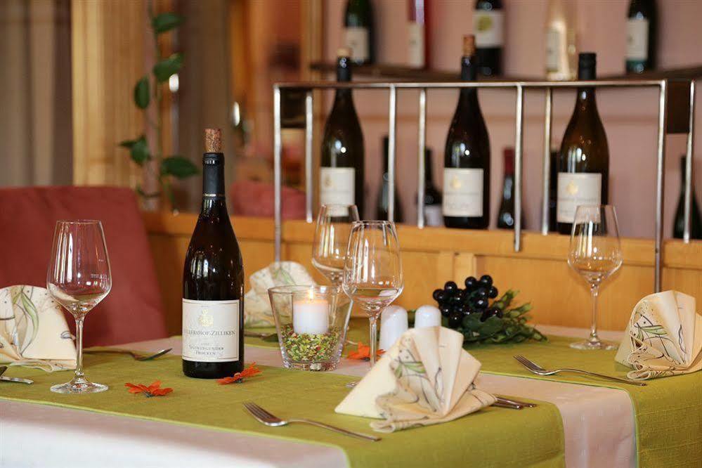 Muehlenthalers Park Hotel Конц Екстериор снимка