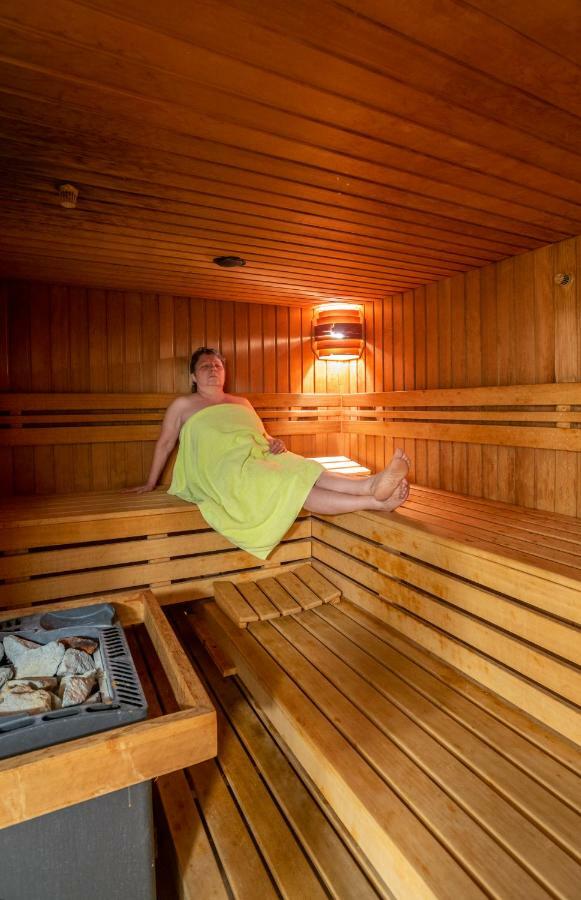 Muehlenthalers Park Hotel Конц Екстериор снимка